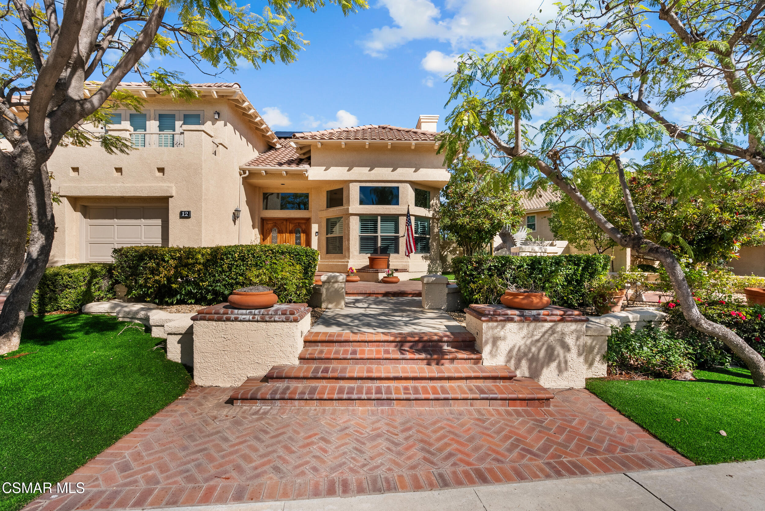 12 Golden Glen Drive