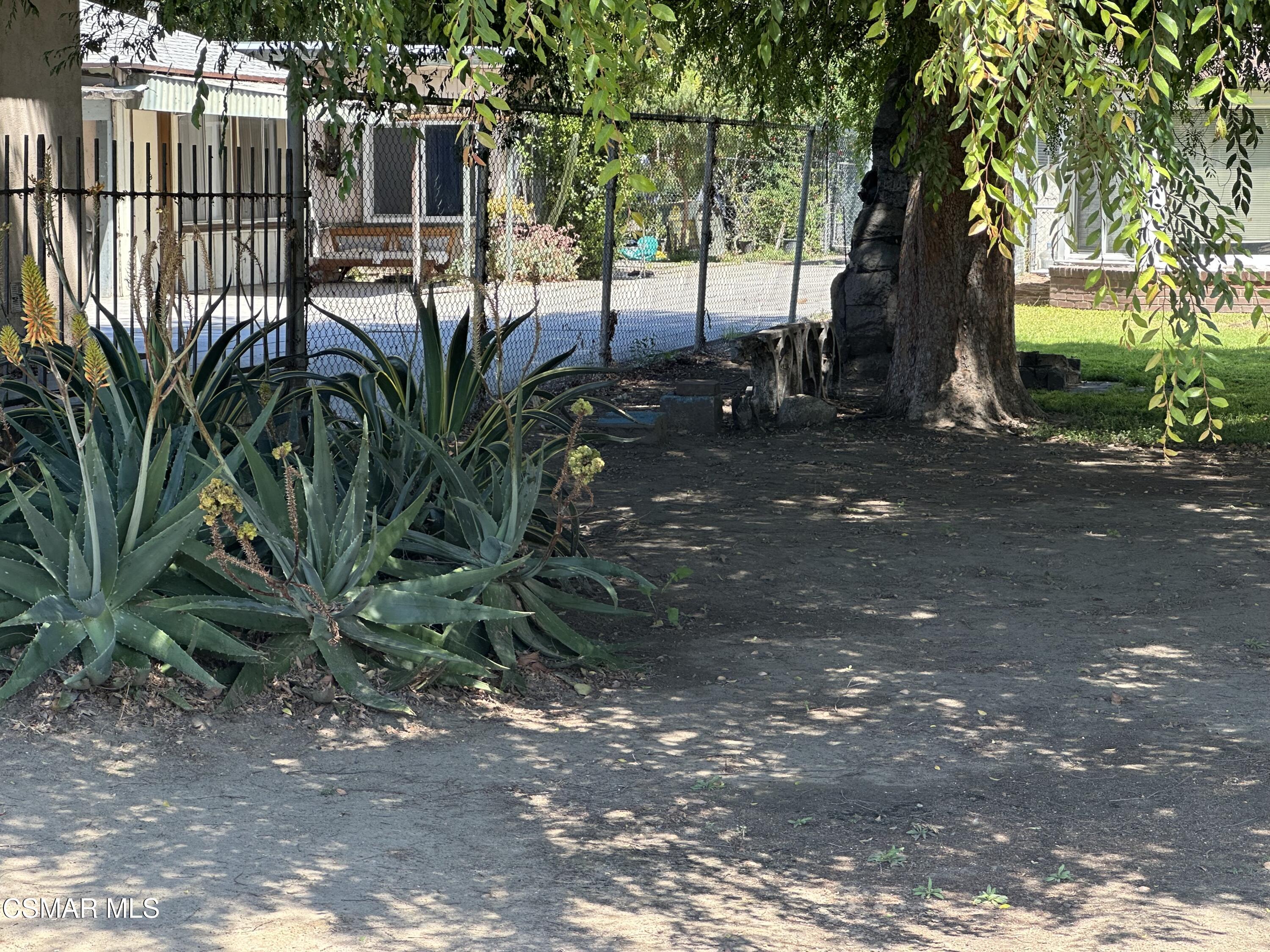 11803 Lower Azusa Road
