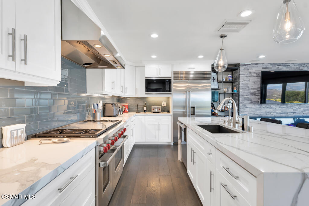 4066 Calle Del Sol
