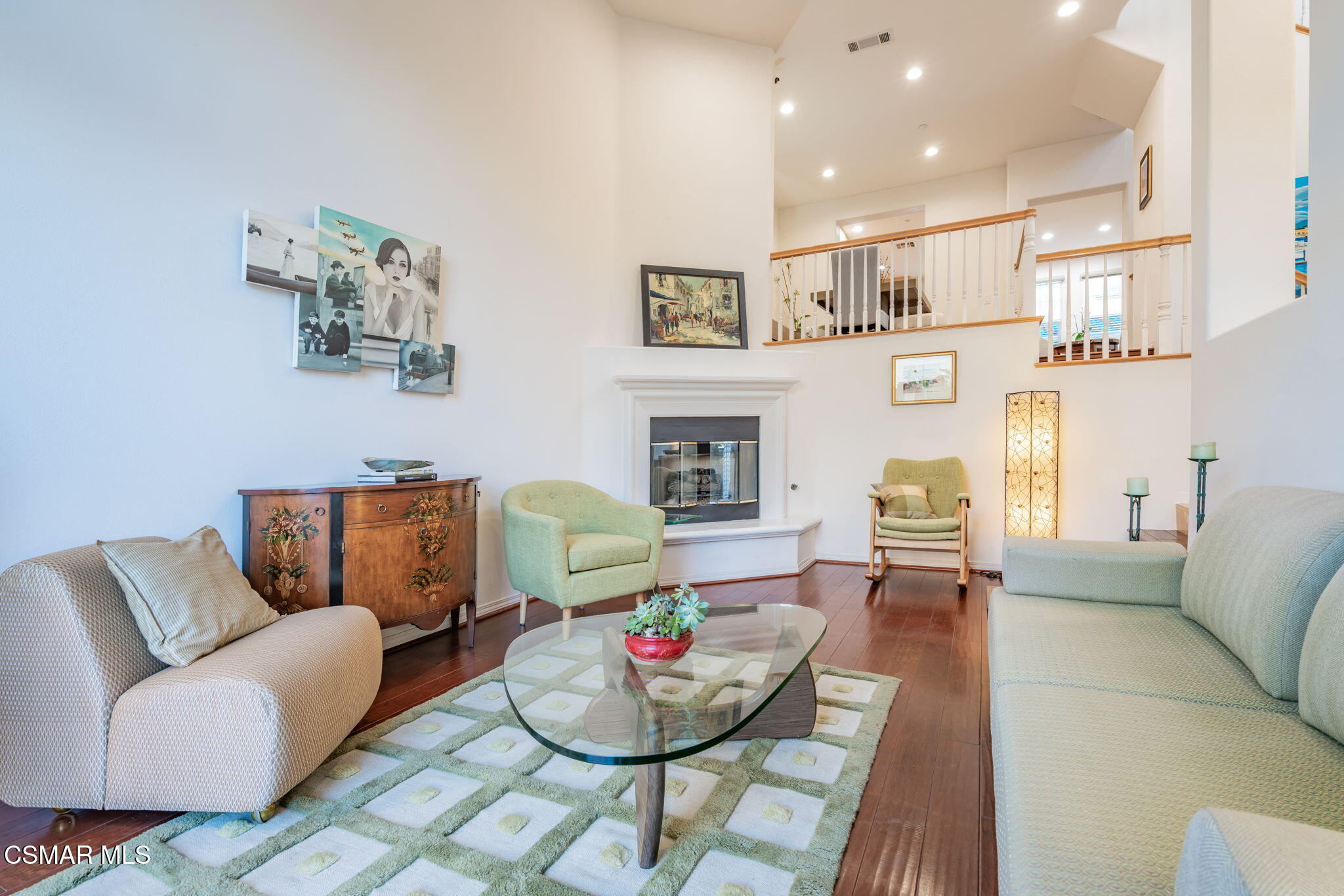 1216 Bayside Circle