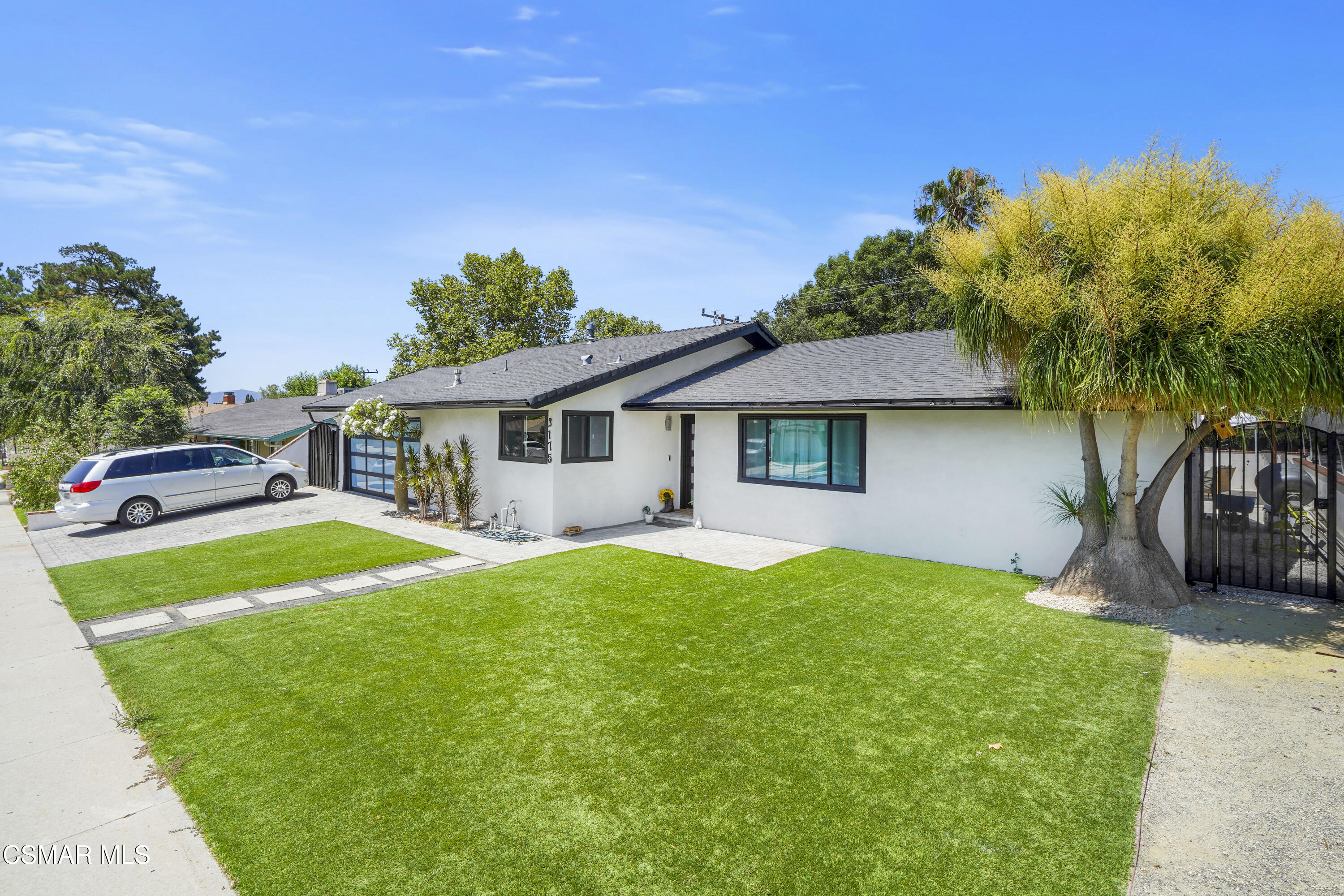 3175 Corpus Christi Street