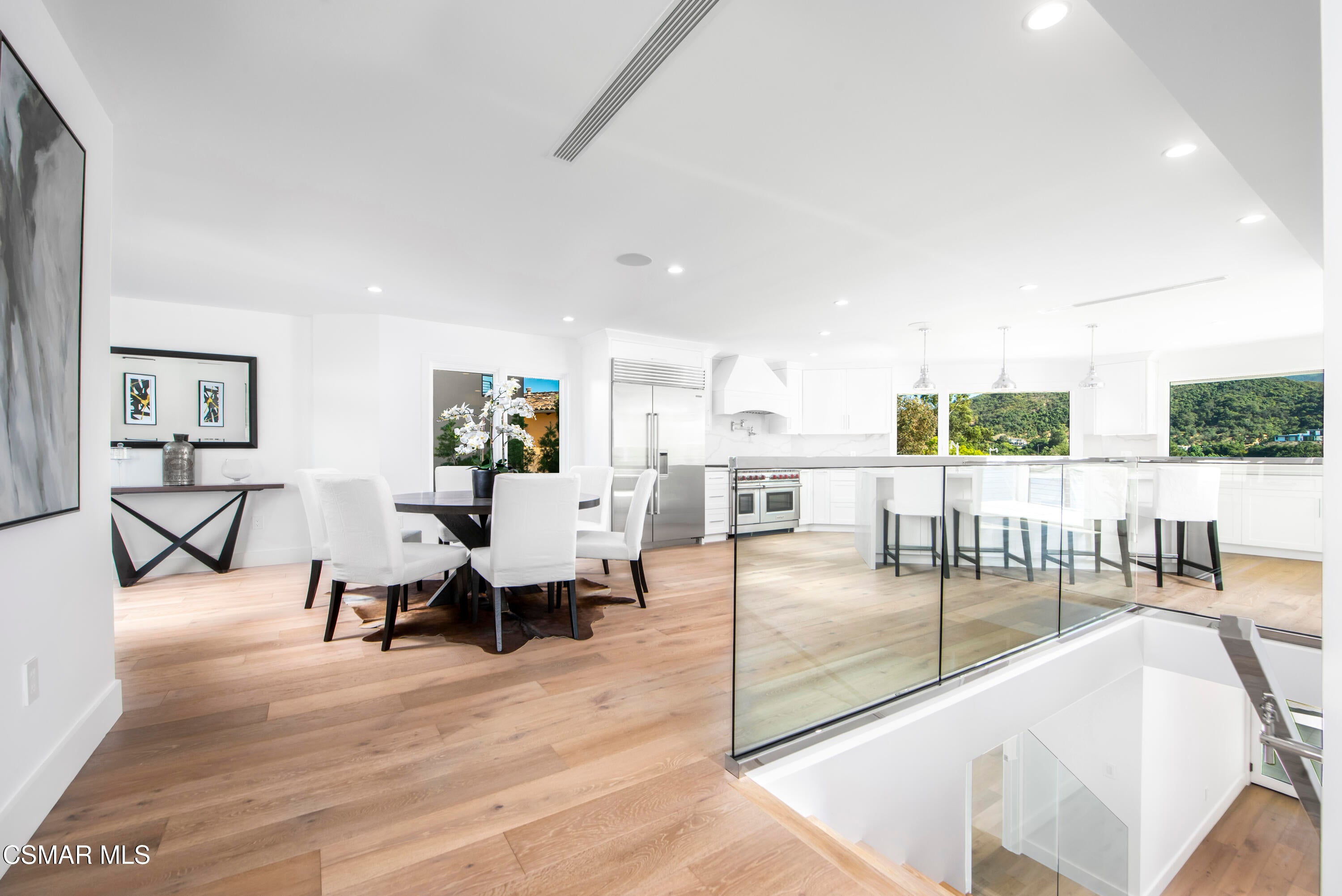 290 Lake Sherwood Drive
