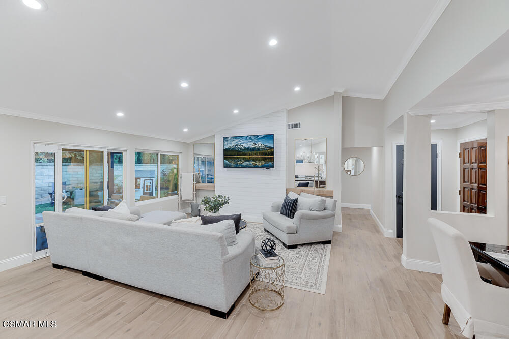3821 Hidden Pine Court