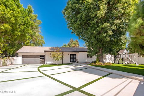 23245 Gonzales Drive Woodland Hills CA 91367