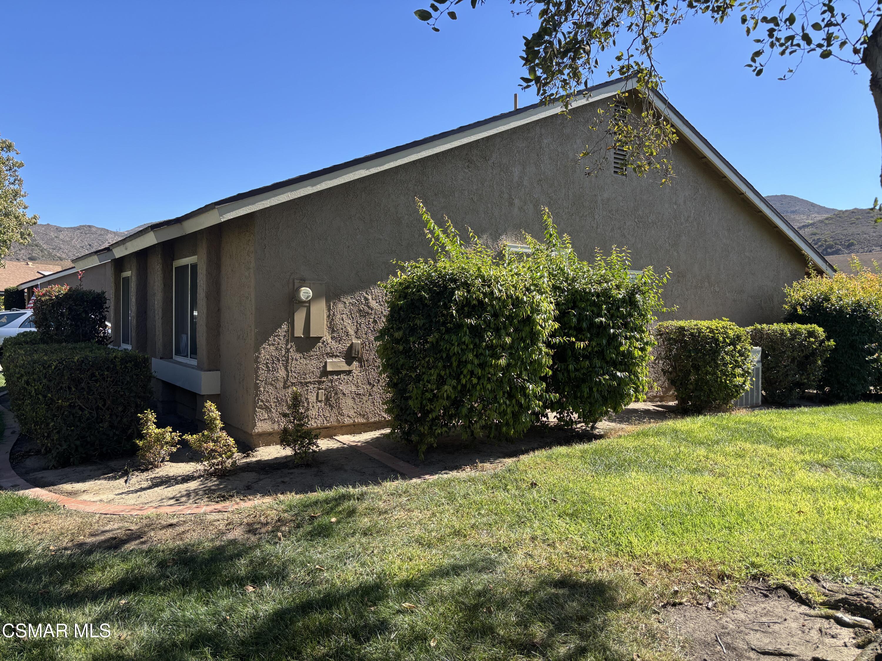 44172 Village 44