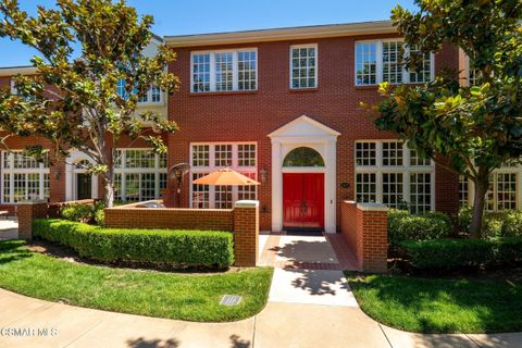 2479 Swanfield Court Lake Sherwood CA 91361