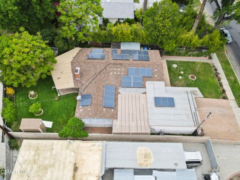 20447 Hamlin Street Winnetka CA 91306