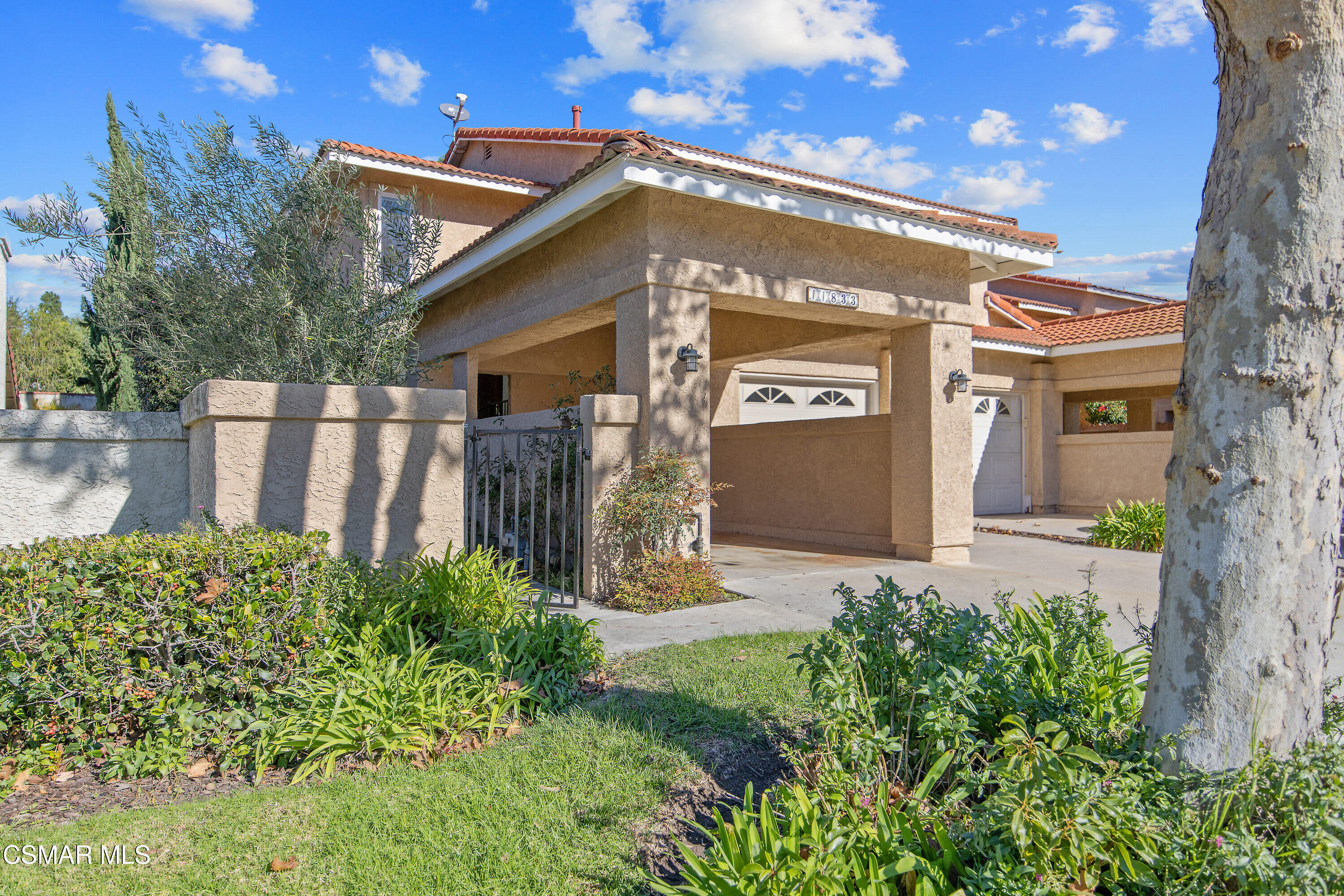 11833 Nightingale Street