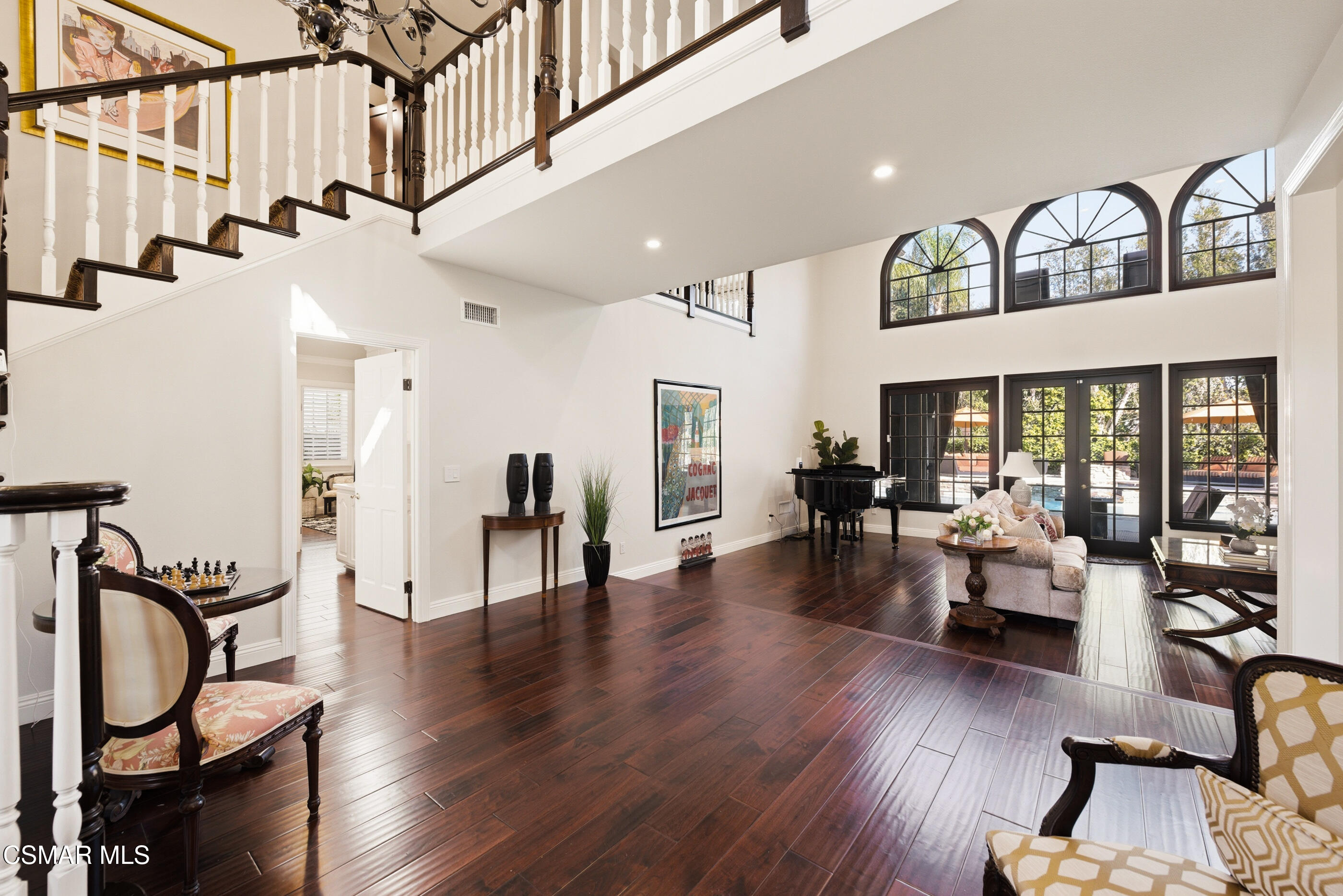 6114 Edinburgh Court