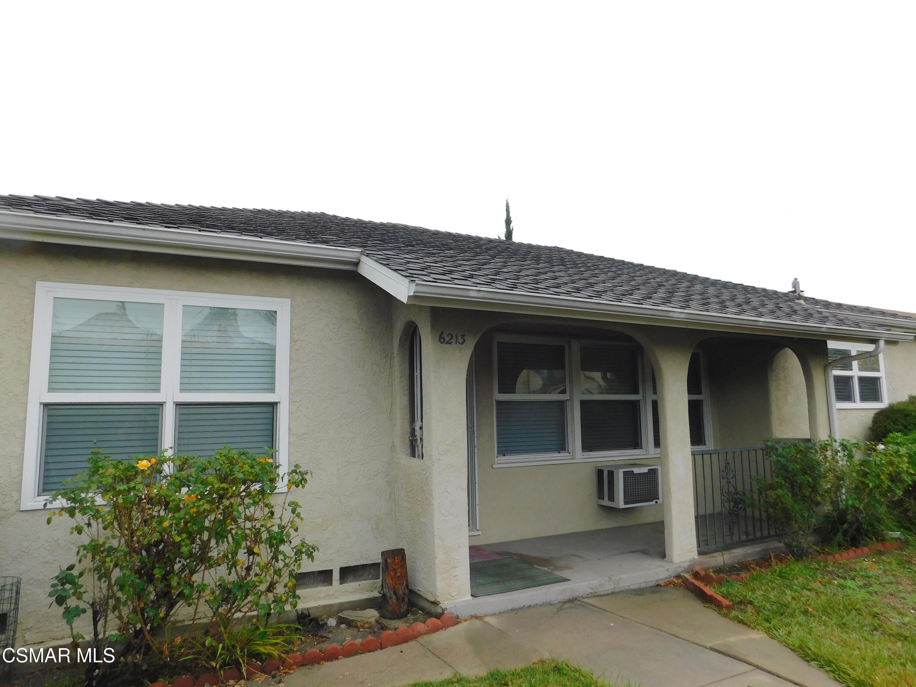 6213 Whitsett Avenue