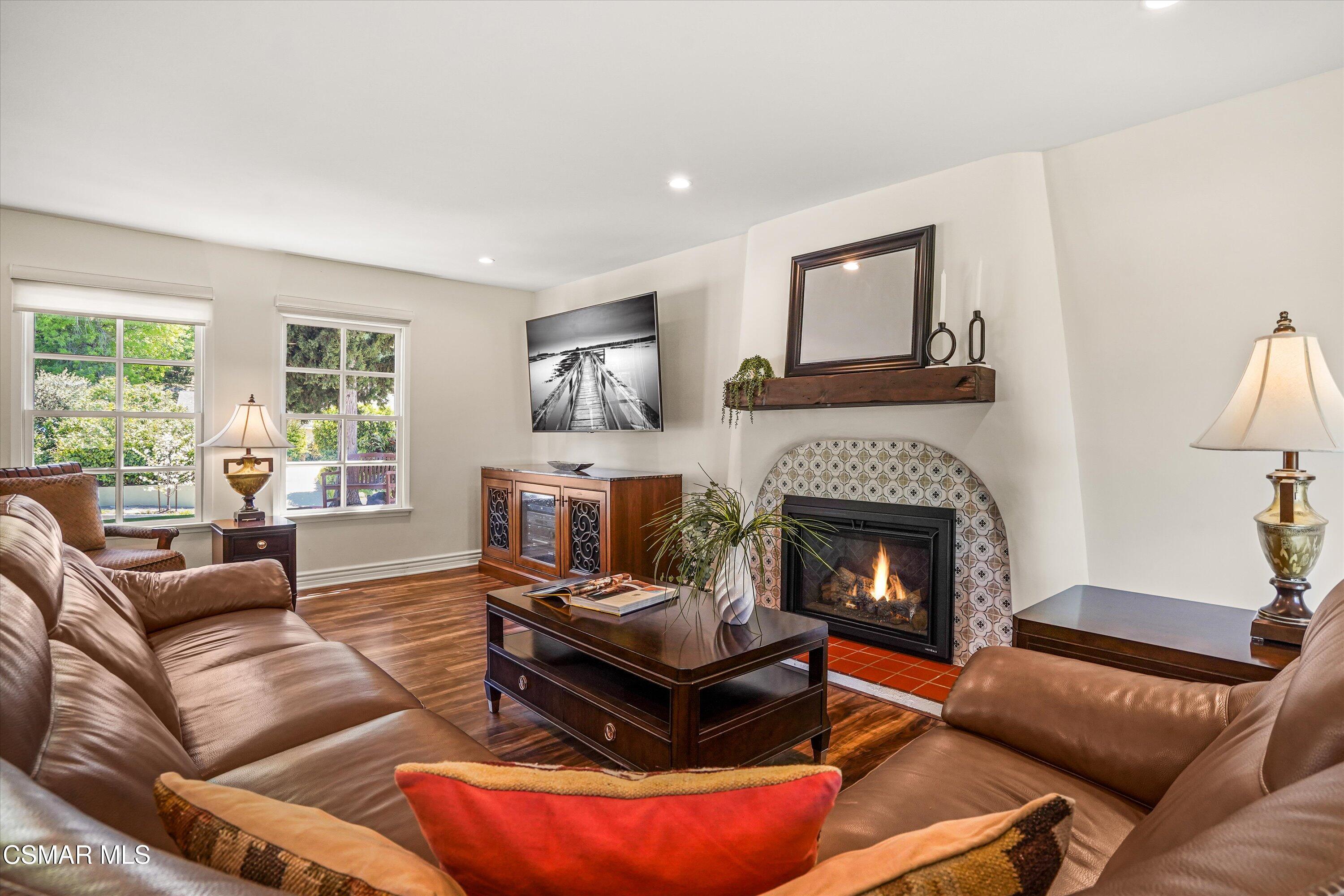 863 Falmouth Street