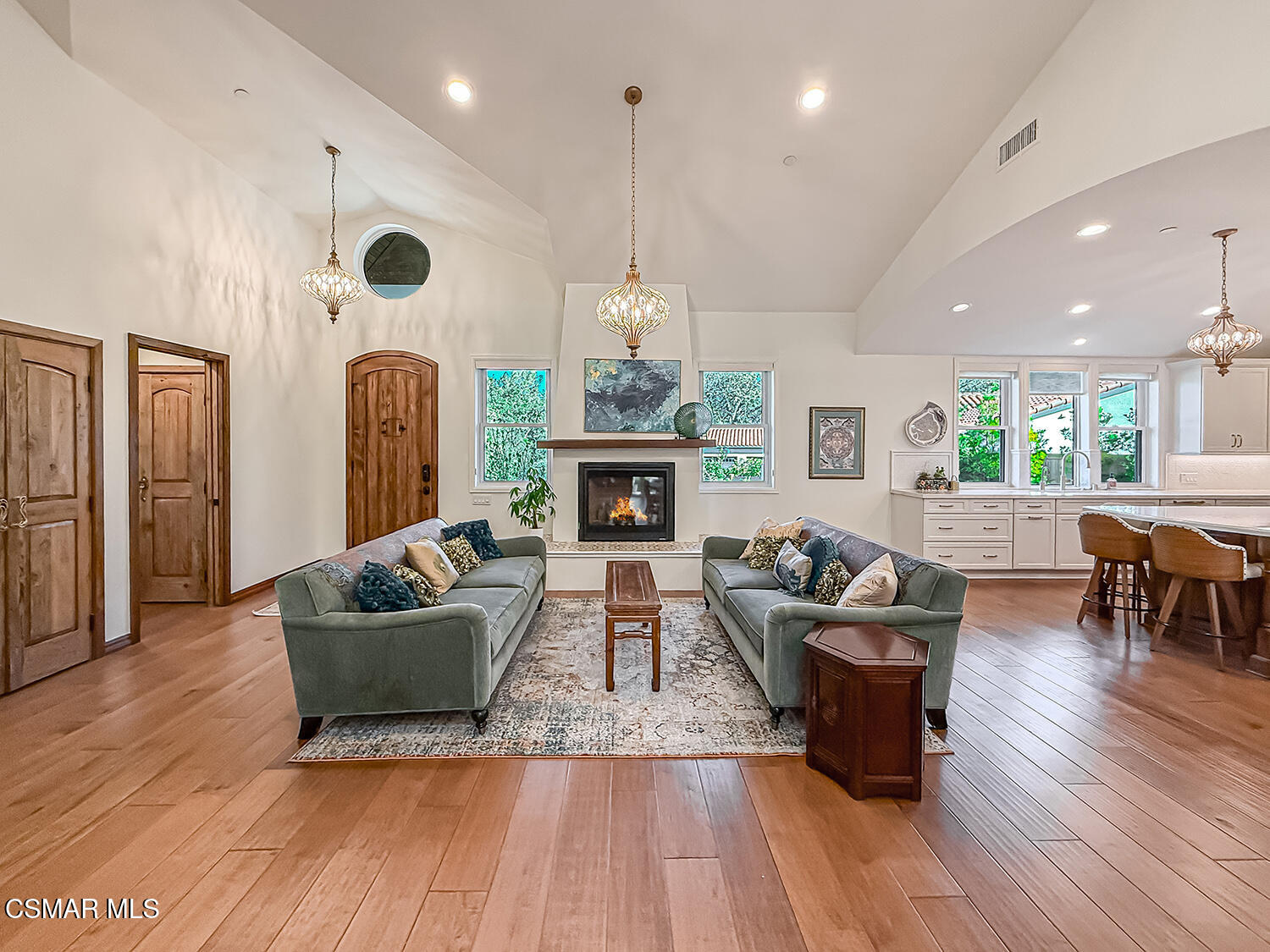 4255 Saddlecrest Lane