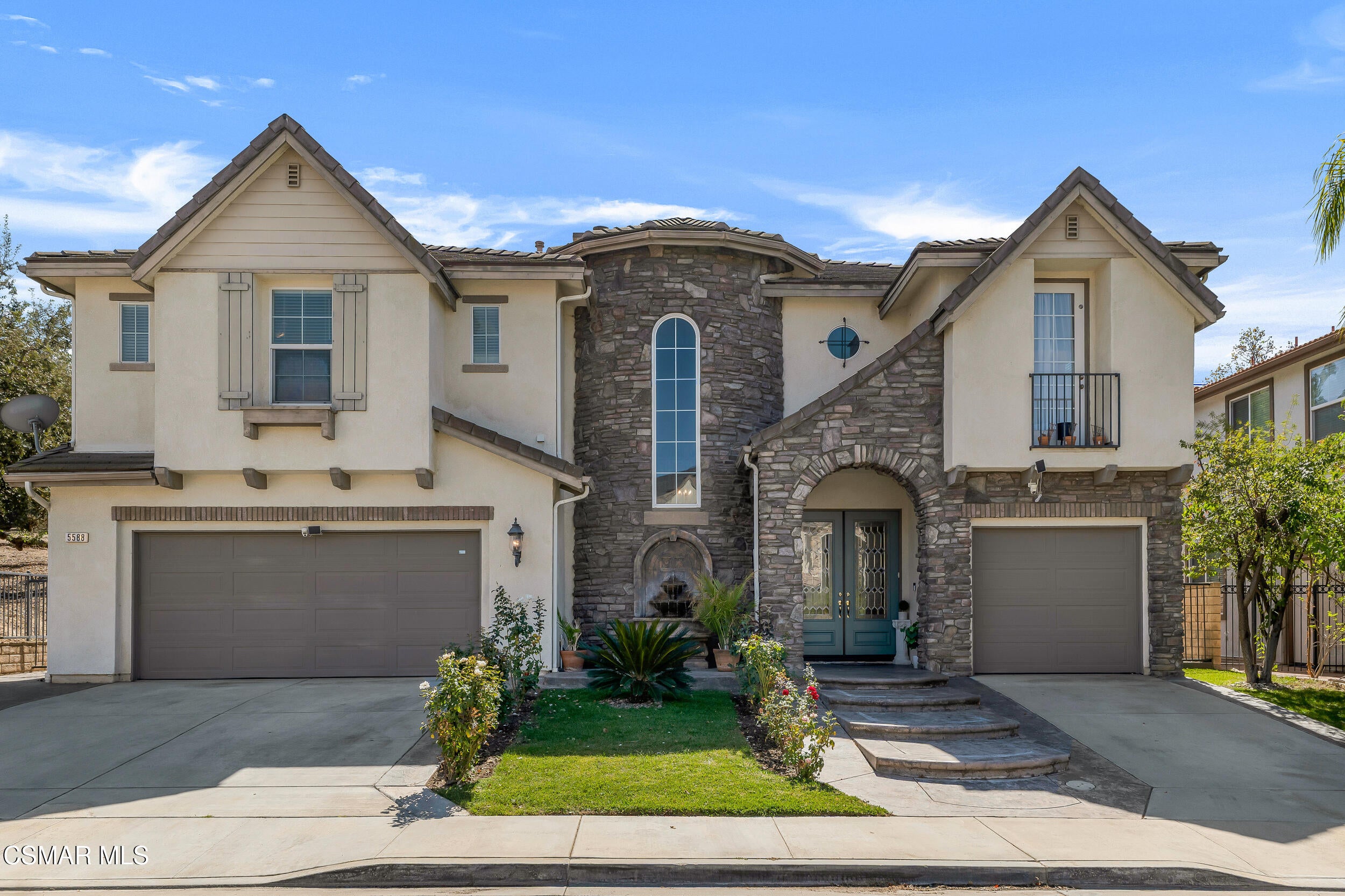 5588 California Oak Street