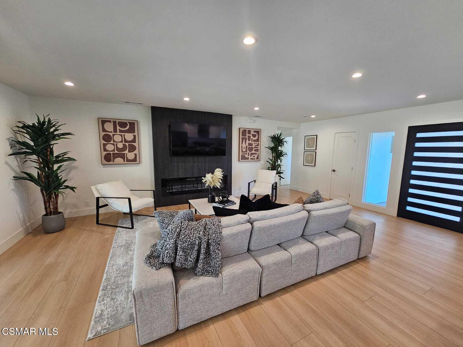 2651 Sirius Street