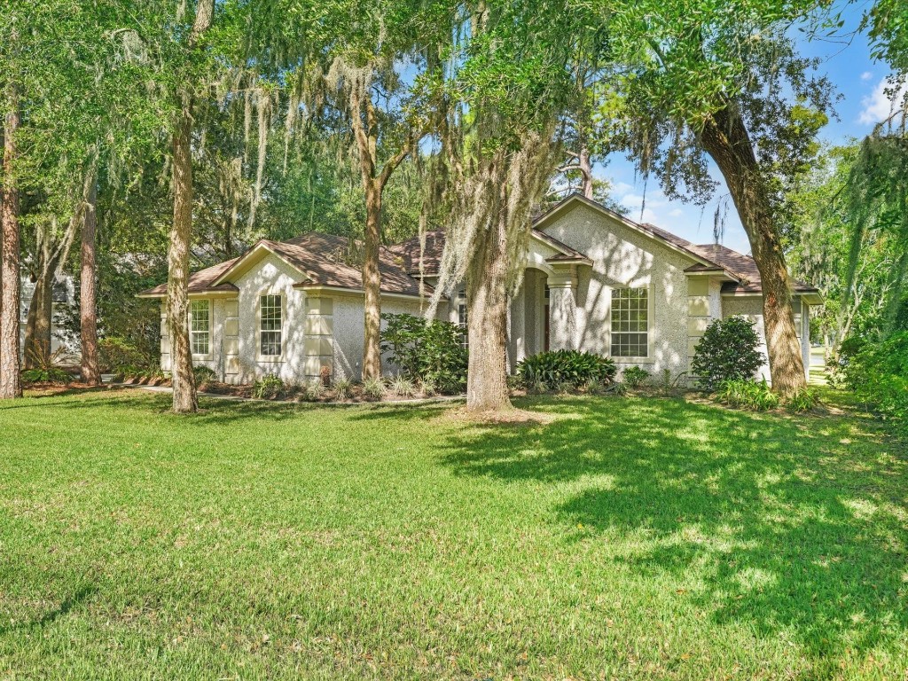 96117 Marsh Lakes Drive, Fernandina Beach, Florida image 1