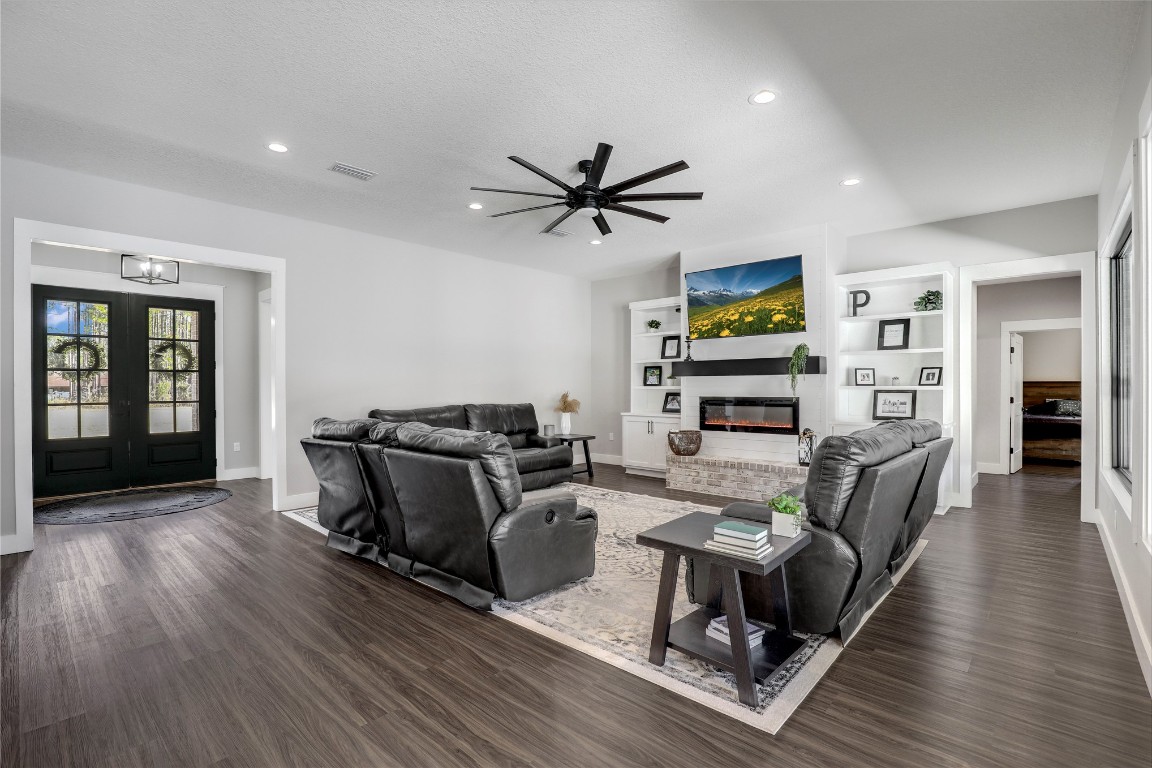 37662 Soli Deo Gloria Way, Hilliard, Florida image 3