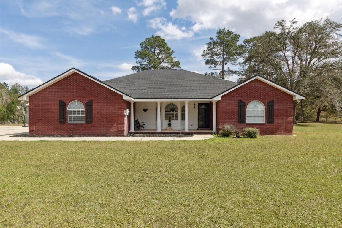 48077 Meridian Trail, Hilliard, Florida image 1
