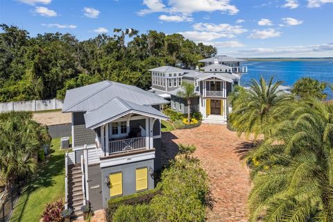 Homes For Sale - 28602 Grandview Manor<br/> Yulee, FL 32097