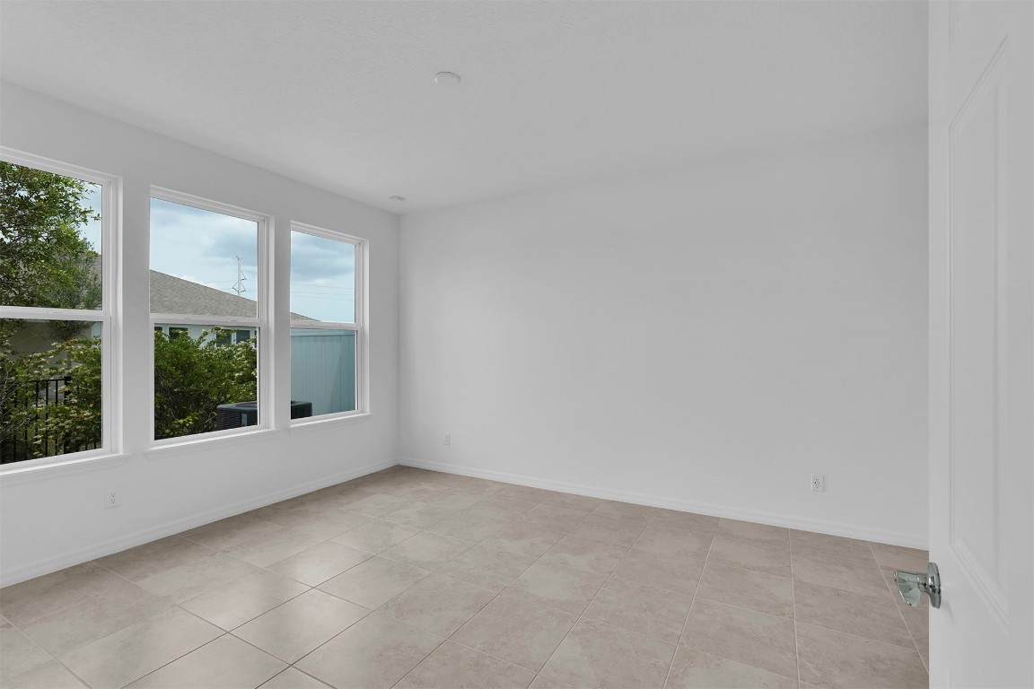 333 Ecliptic Loop, Yulee, Florida image 11