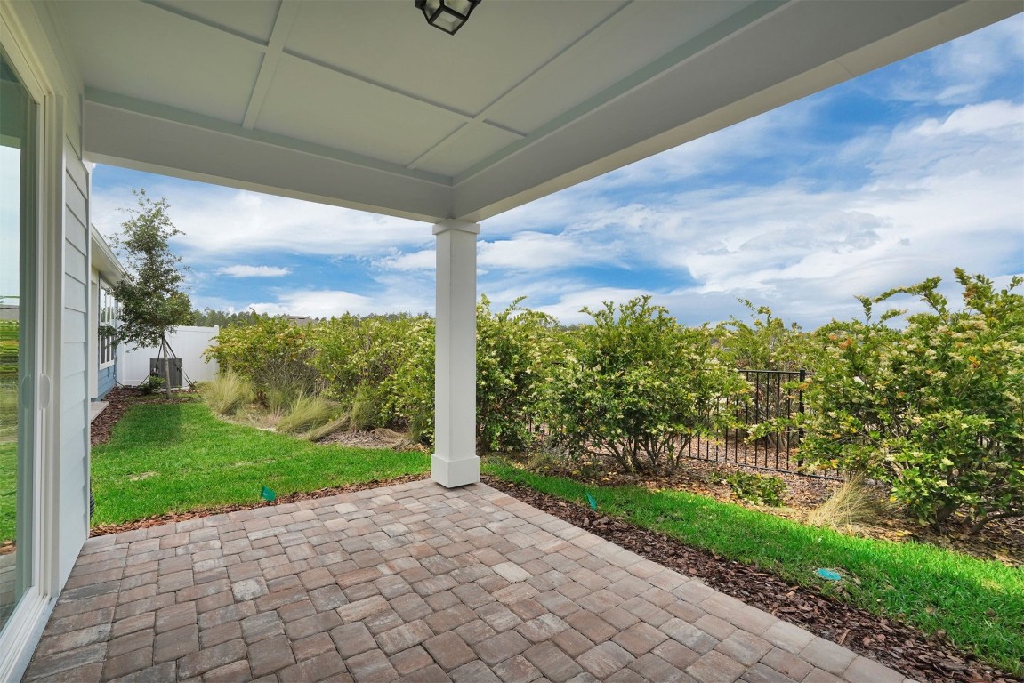 333 Ecliptic Loop, Yulee, Florida image 16