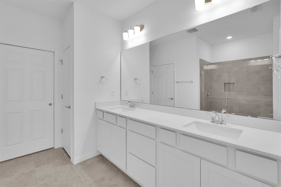 333 Ecliptic Loop, Yulee, Florida image 12
