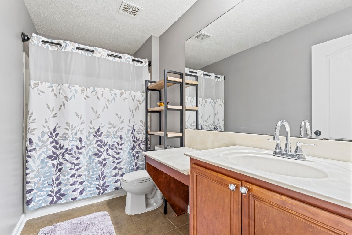 1586 Porter Lakes Drive, Jacksonville, Florida image 32