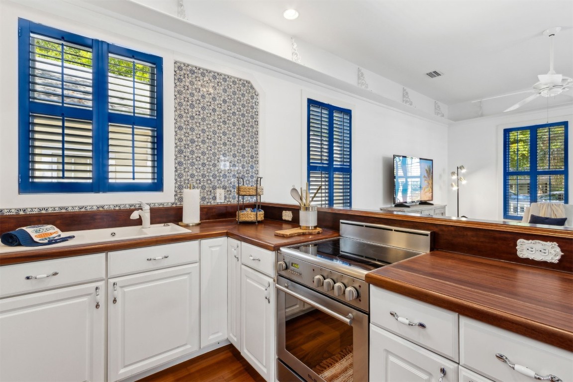 410 Cedar Street, Fernandina Beach, Florida image 4