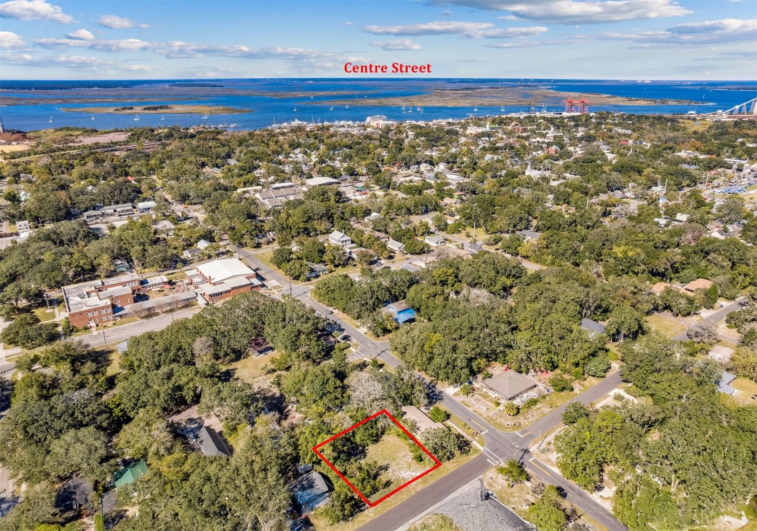 Beautiful lot on S. 12th near Elm.