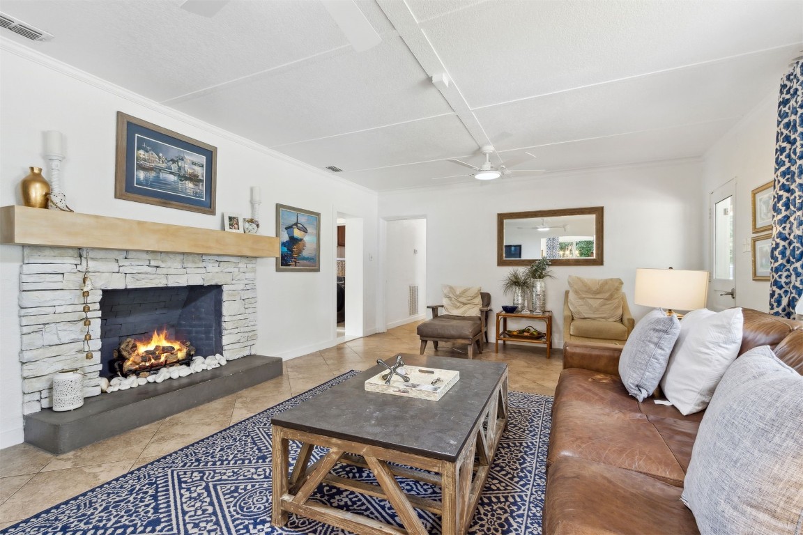 411 S 5th Street, Fernandina Beach, Florida image 7