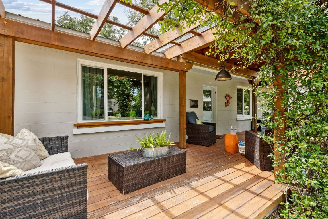 411 S 5th Street, Fernandina Beach, Florida image 3