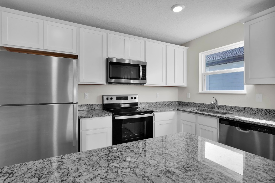 37330 Whisper Way, Hilliard, Florida image 3