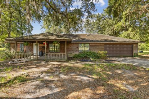 Homes For Sale - 37169 Coyote Drive<br/> Hilliard, FL 32046