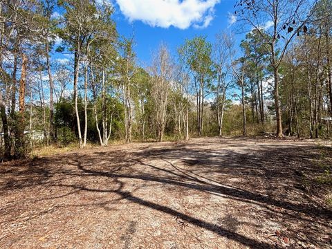 Homes For Sale - 37125 Anna Marie Lane<br/> Hilliard, FL 32046