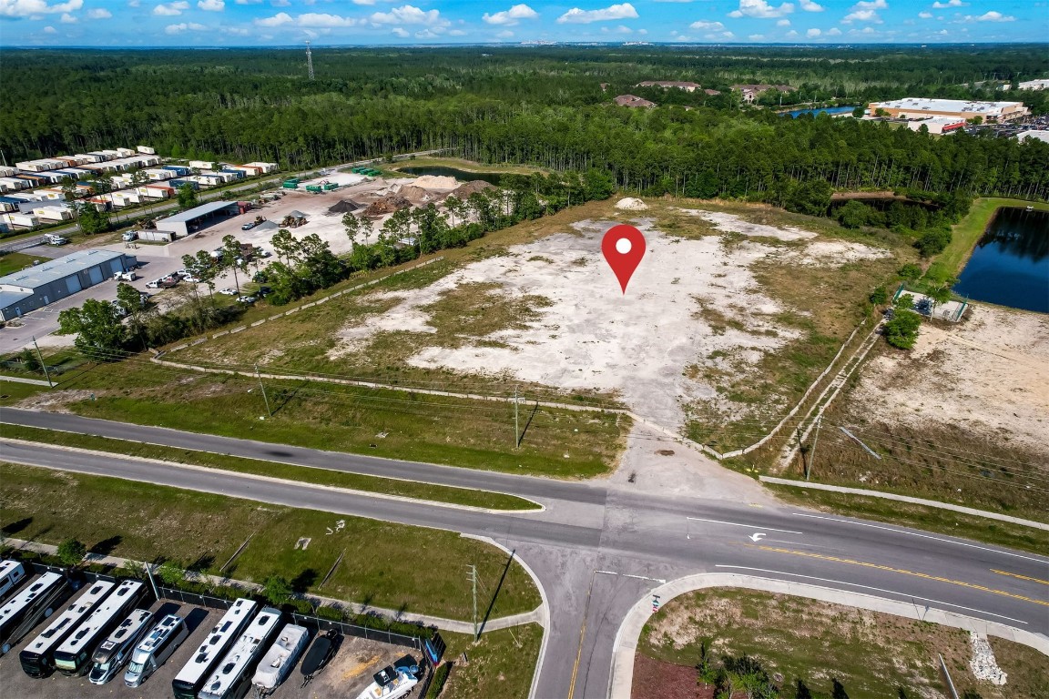 Gene Lasserre Boulevard, Yulee, Florida image 4
