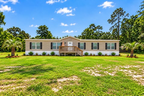 Mobile Home For Sale - 85036 Dusty Lane<br/> Yulee, FL 32097