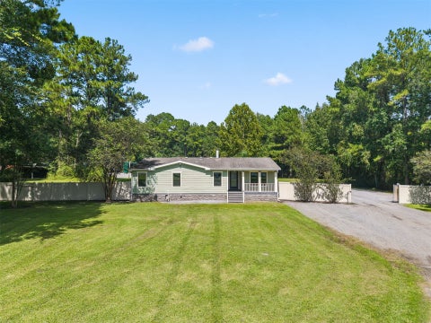 Mobile Home For Sale - 35487 Quail Road<br/> Callahan, FL 32011