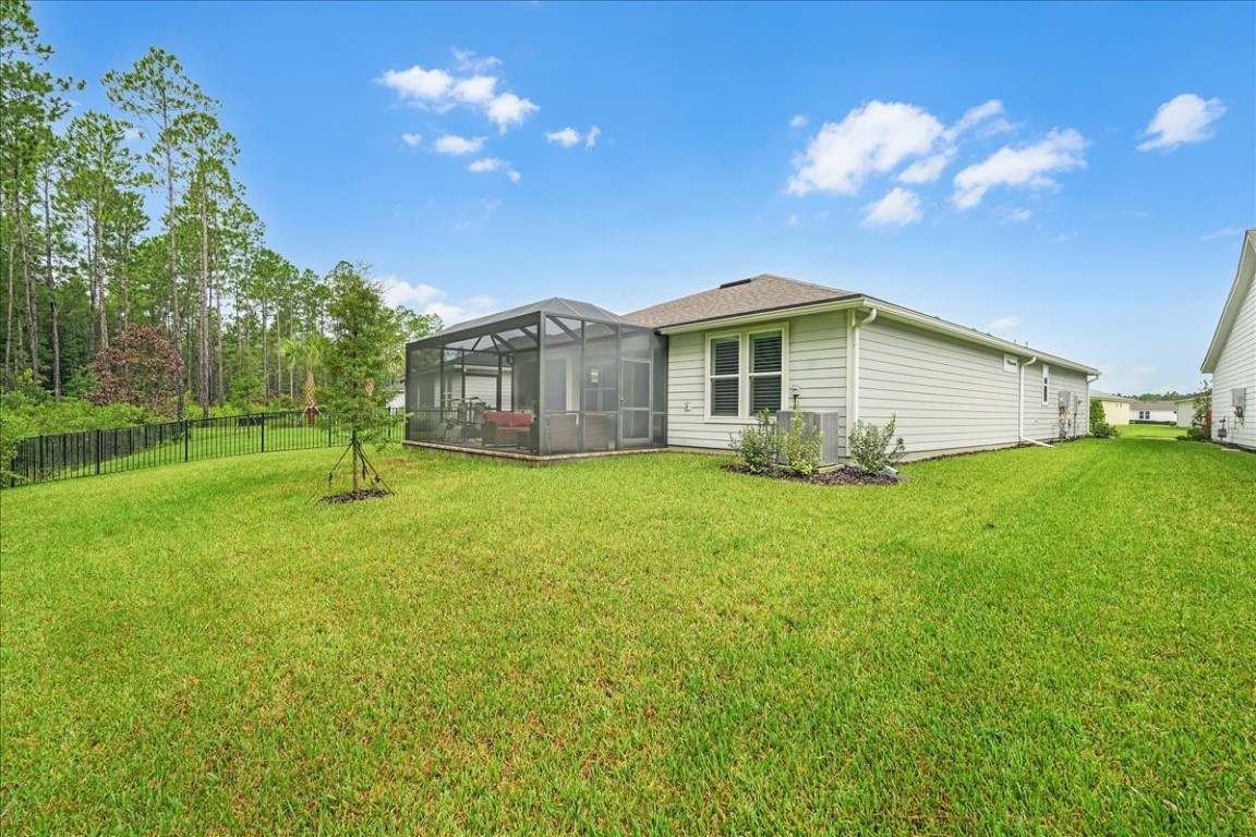 768 Continuum Loop, Yulee, Florida image 31