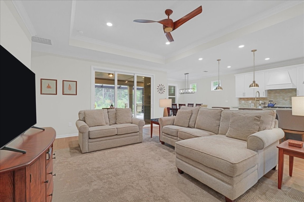 768 Continuum Loop, Yulee, Florida image 23