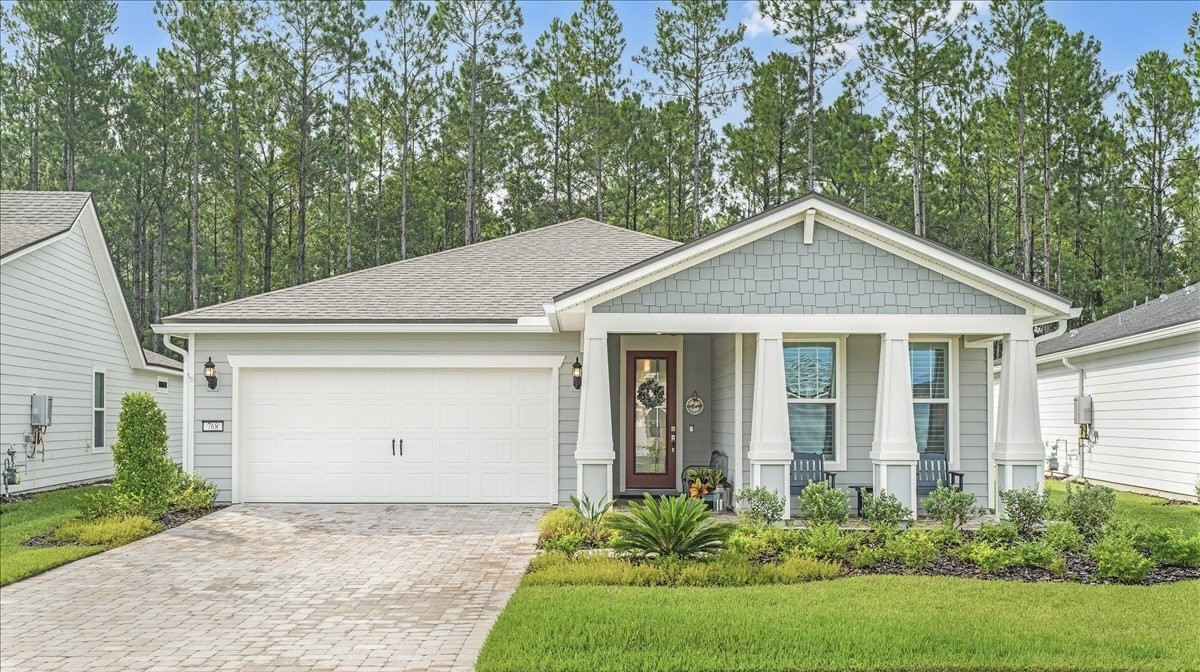768 Continuum Loop, Yulee, Florida image 1