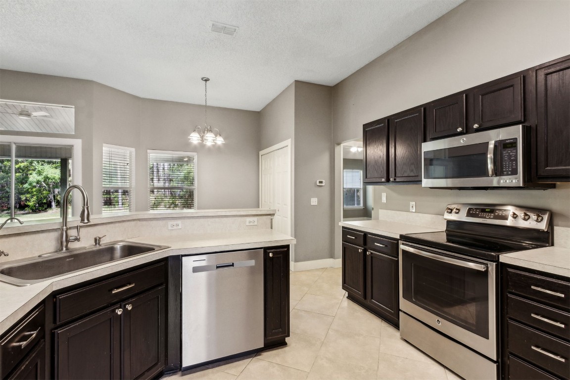 96235 Sweetbriar Lane, Yulee, Florida image 4