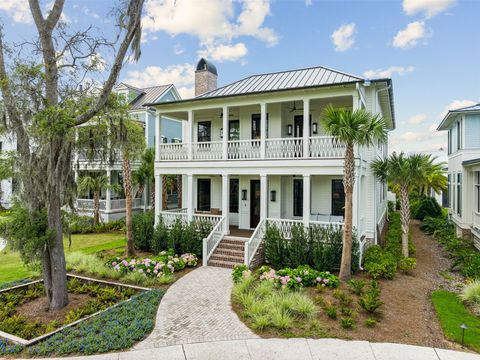 Homes For Sale - 60 Wallan Court<br/> Fernandina Beach, FL 32034