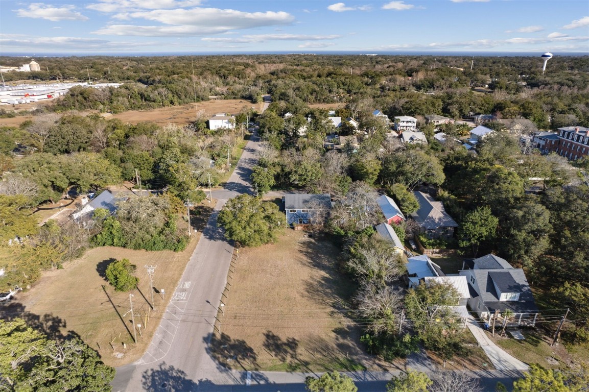 304 Dade Street, Fernandina Beach, Florida image 3