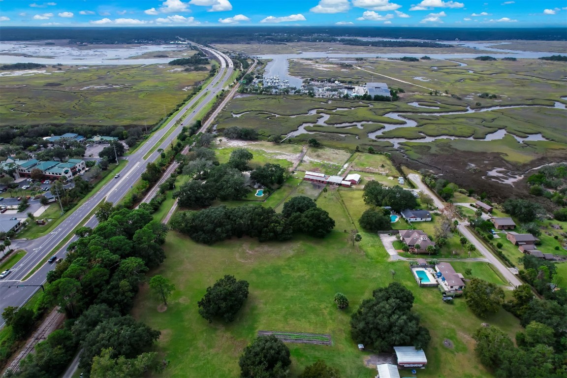 Lawrence Lane, Fernandina Beach, Florida image 7