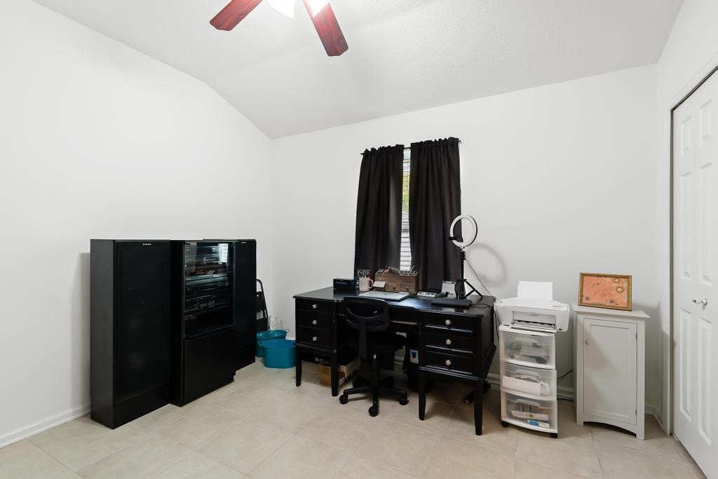 86608 Meadowwood Drive, Yulee, Florida image 21