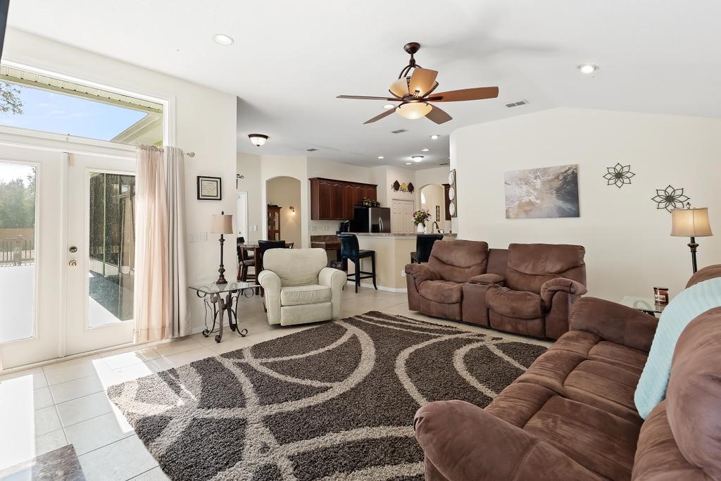 86608 Meadowwood Drive, Yulee, Florida image 11