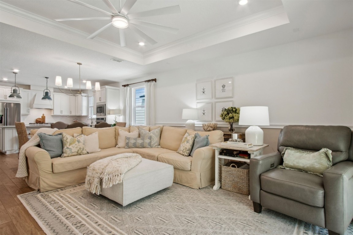 386 Saw Palmetto Street, Yulee, Florida image 2