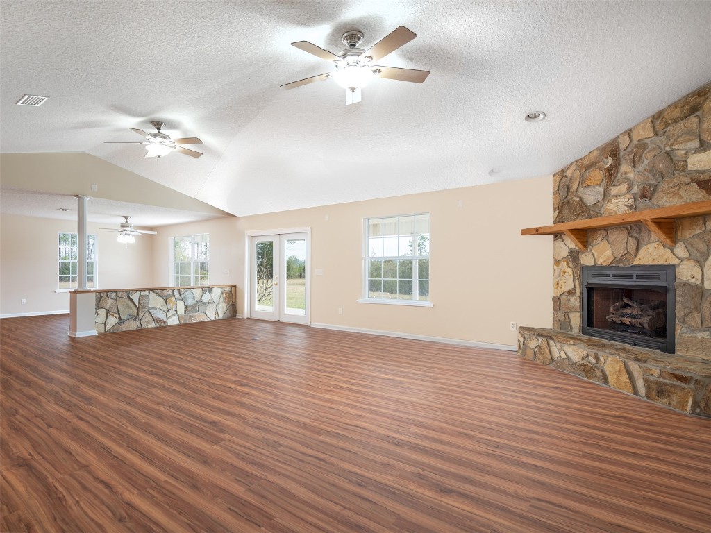 27189 Betina Drive, Hilliard, Florida image 14
