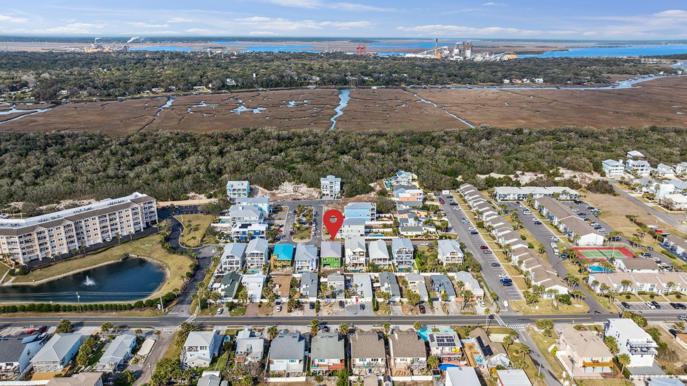 536 Sea Island Drive, Fernandina Beach, Florida image 10