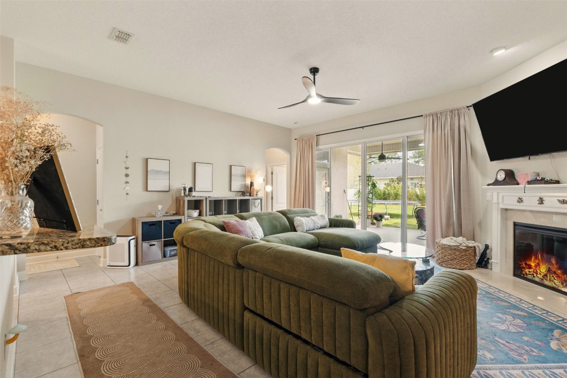 Fernandina Beach, Florida 32034, United States, 4 Bedrooms Bedrooms, ,3 BathroomsBathrooms,Residential,Active,161588