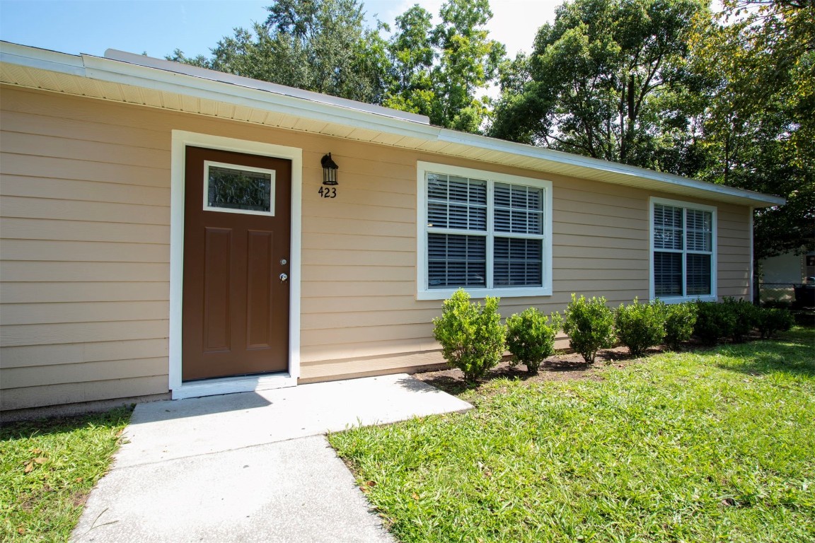 423 S South Boulevard, Macclenny, Florida image 3